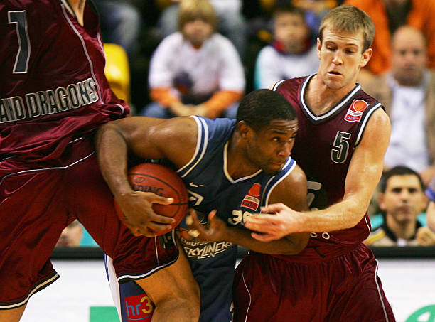 来坚持的关 来坚持的关